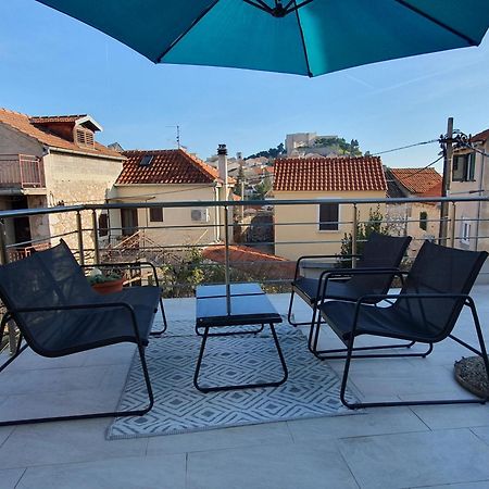 Apartment'S Dalmatia Шибеник Екстер'єр фото