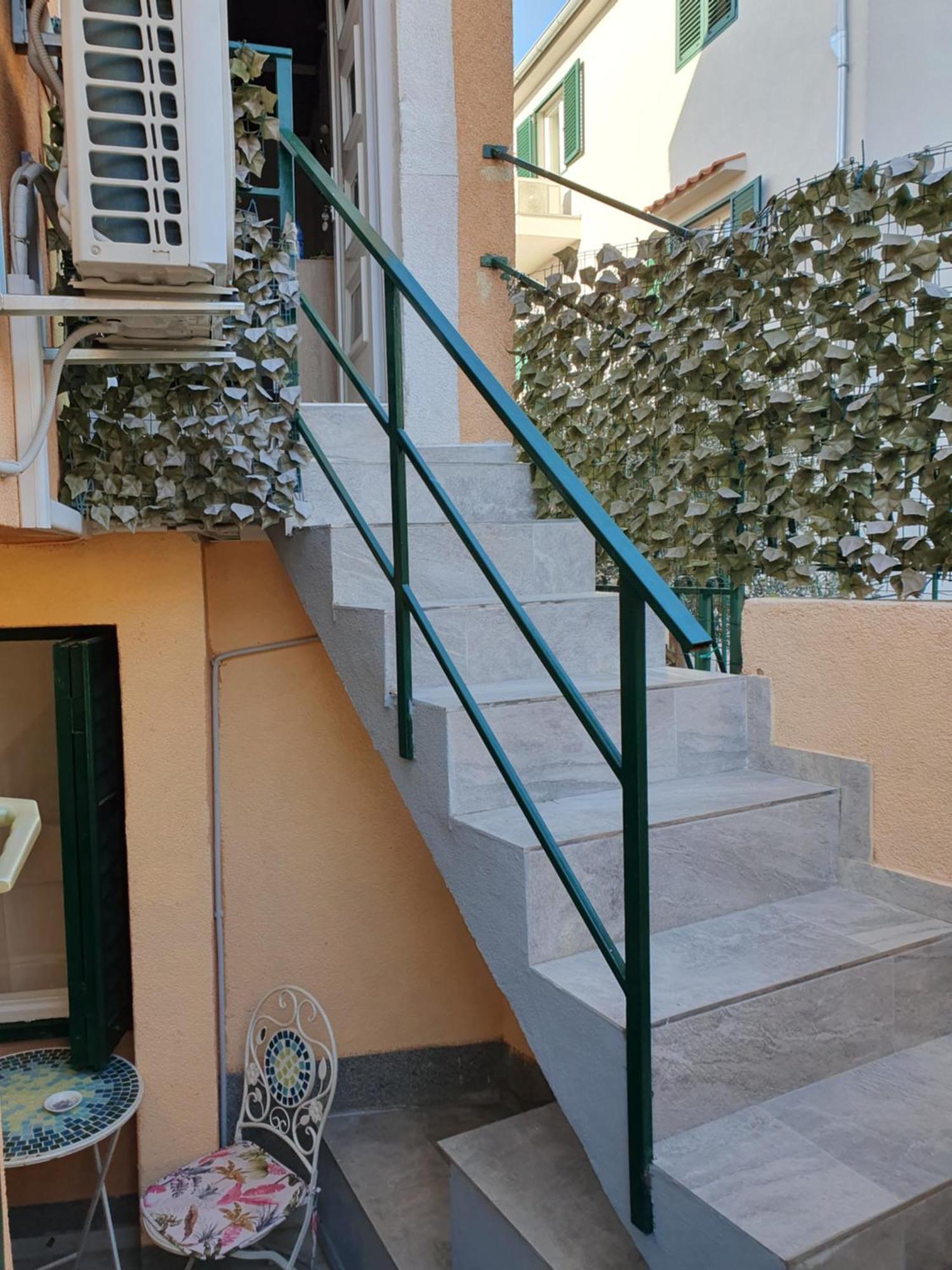 Apartment'S Dalmatia Шибеник Екстер'єр фото