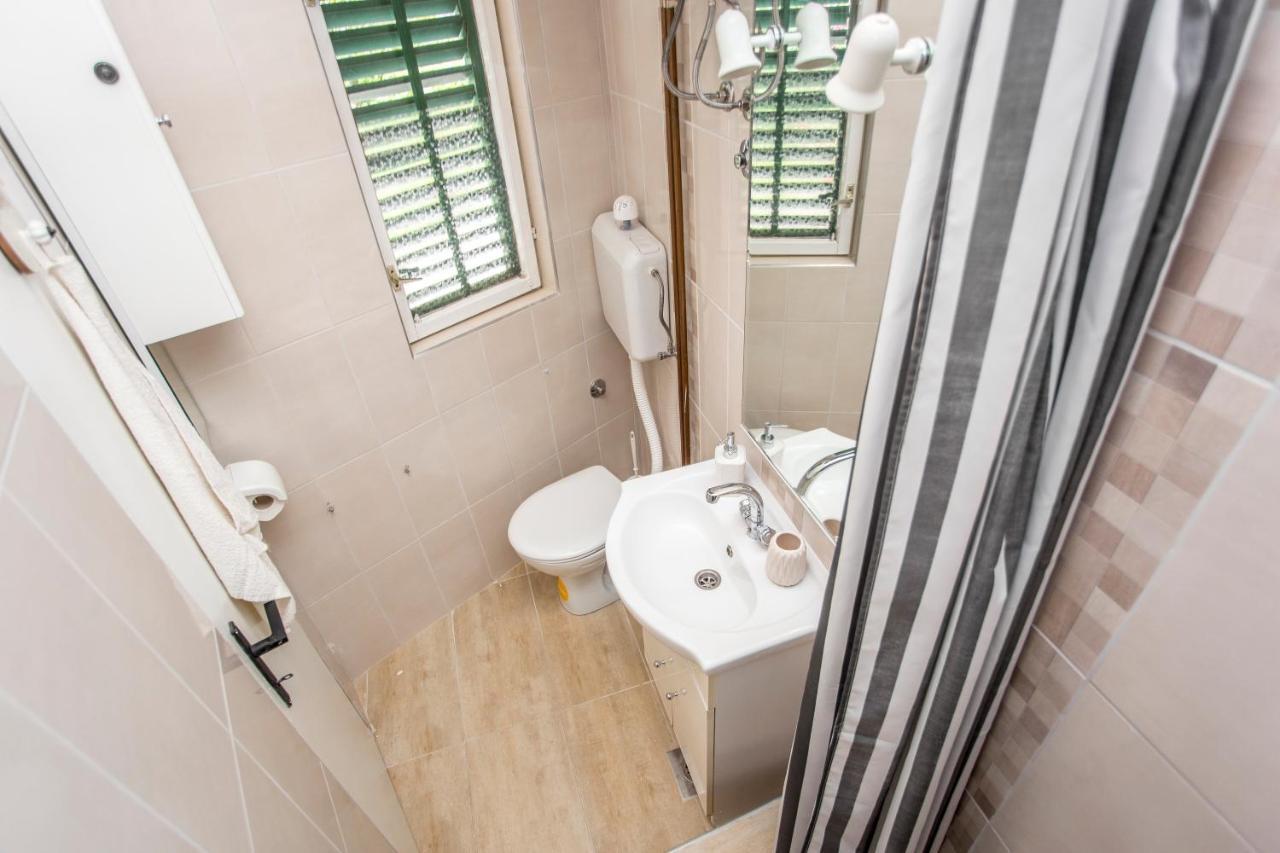 Apartment'S Dalmatia Шибеник Екстер'єр фото