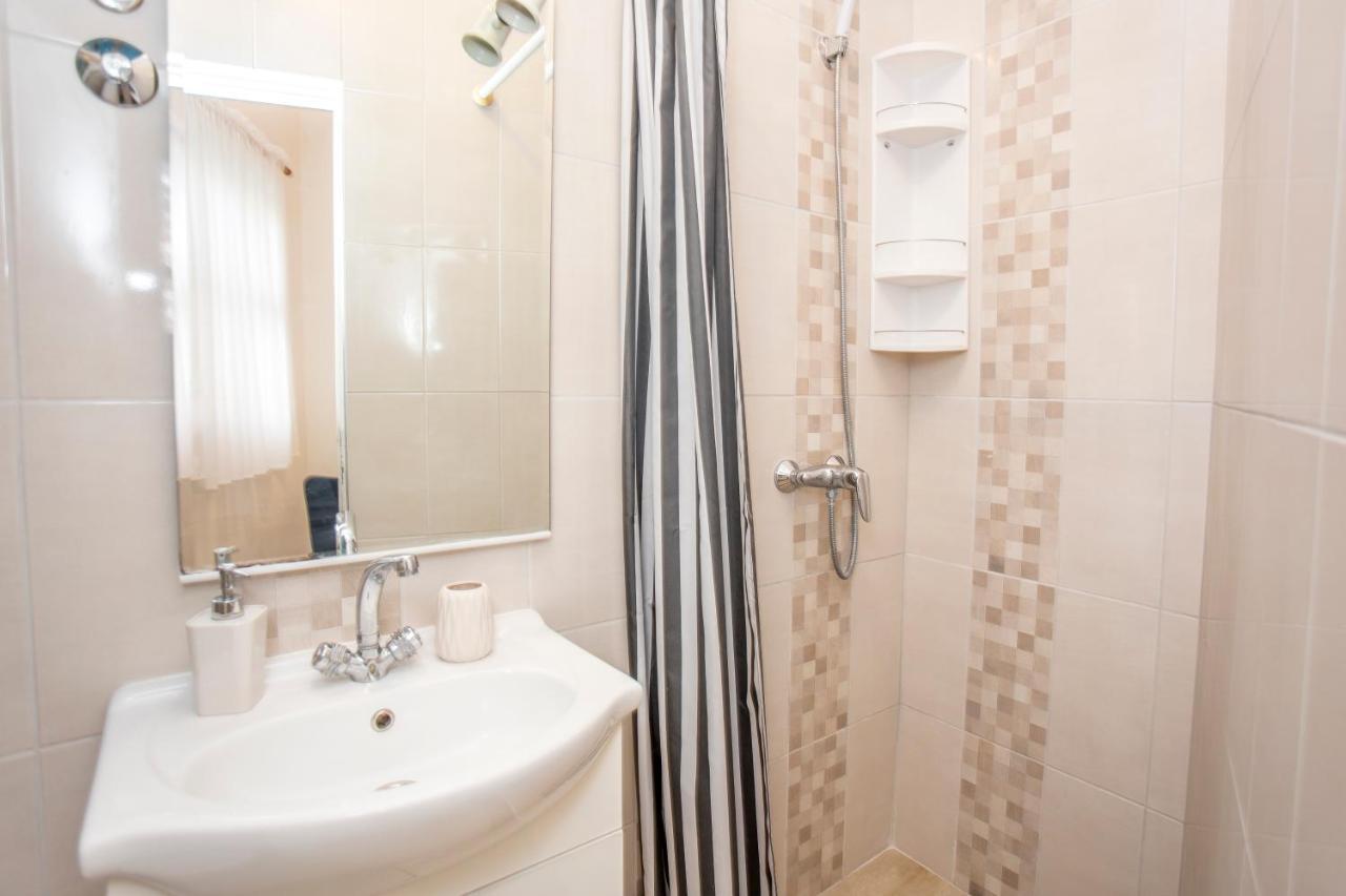 Apartment'S Dalmatia Шибеник Екстер'єр фото